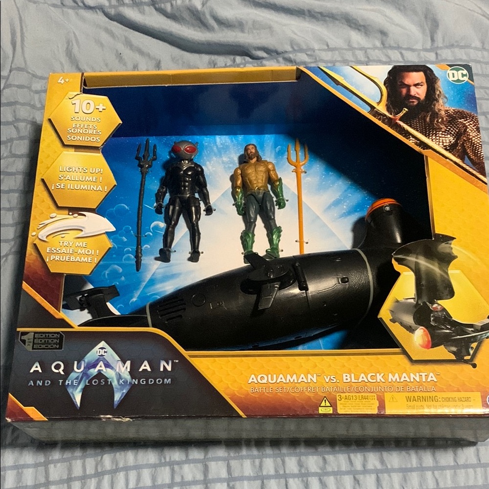 DC Aquaman and Black Manta Battle Set with Submarine